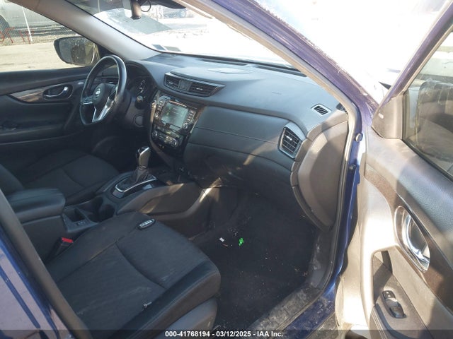 JN8AT2MV9KW379176 Nissan ROGUE SV