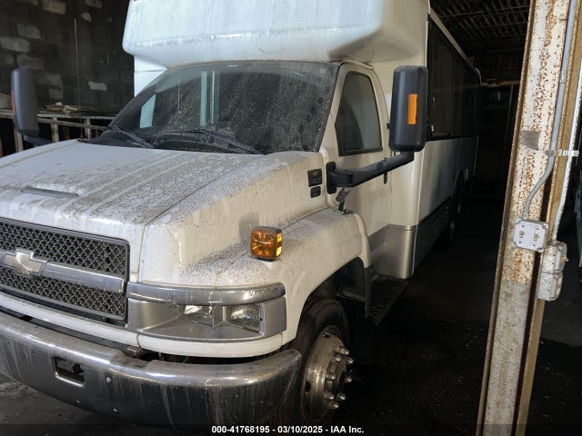 41768195 :رقم المزاد ، 1GBE4V1958F414540 vin ، 2008 Chevrolet Cc4500 مزاد بيع