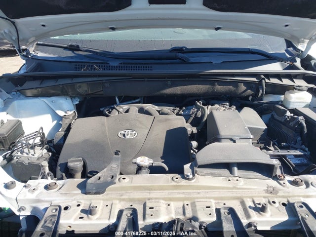 5TDJZRFH8KS583672 Toyota Highlander Xle