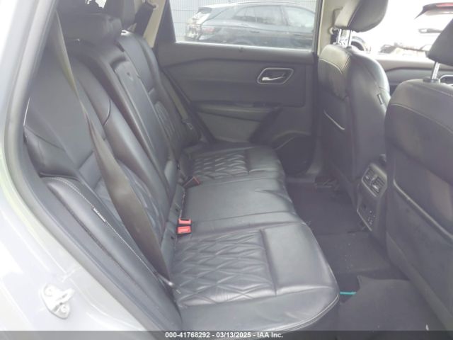 JN8AT3DD4MW304014 Nissan Rogue Platinum Intelligent Awd