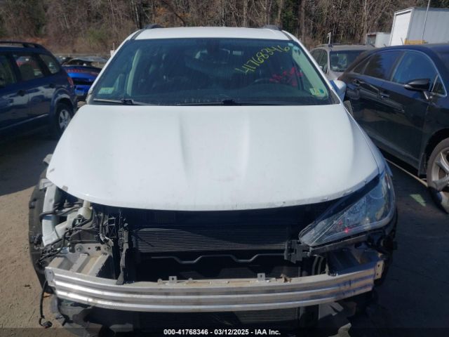 2C4RC1BG9HR683381 Chrysler Pacifica Touring-l