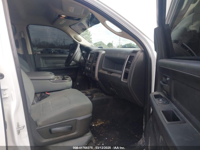 3C6UR5CLXJG108642 RAM 2500