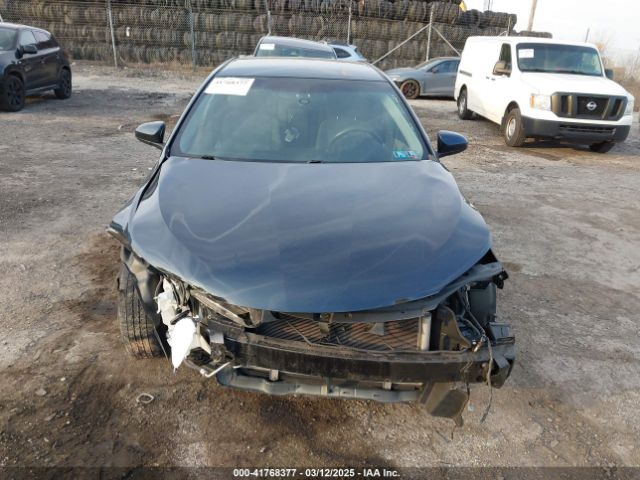 4T4BF1FK4GR532684 Toyota CAMRY LE