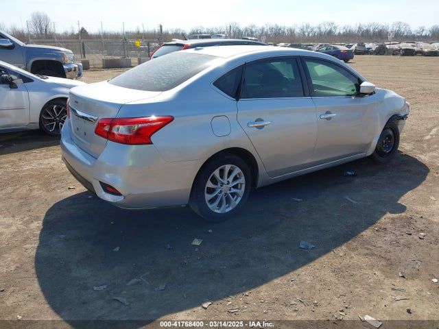 3N1AB7AP3KY445072 Nissan SENTRA SV
