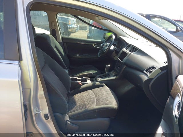 3N1AB7AP3KY445072 Nissan SENTRA SV