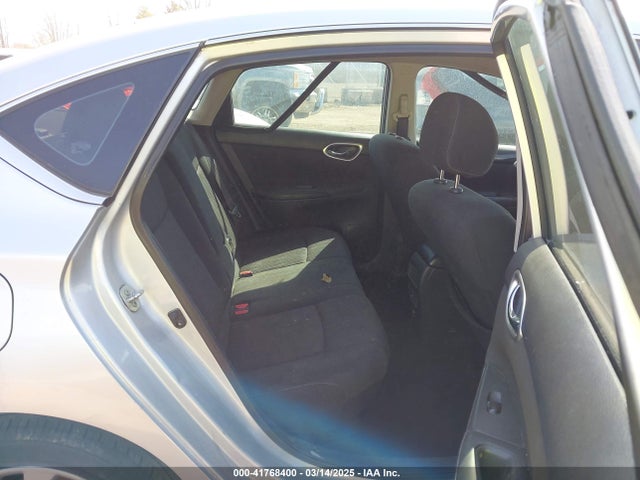 3N1AB7AP3KY445072 Nissan SENTRA SV
