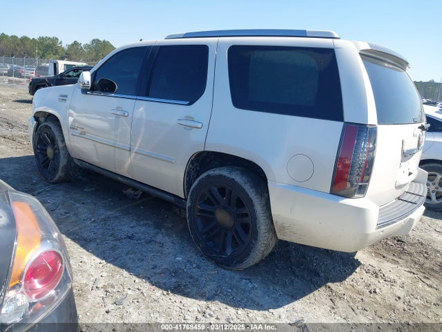 2013 CADILLAC ESCALADE 1GYS4CEF1DR177728 Photo 2