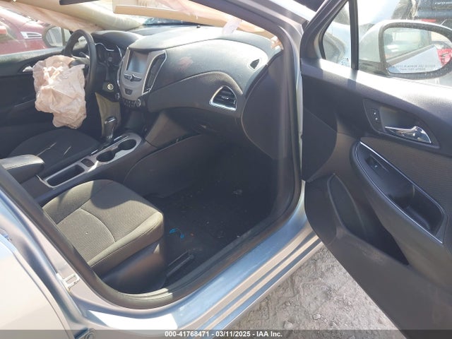 1G1BC5SMXH7133938 Chevrolet Cruze Ls Auto