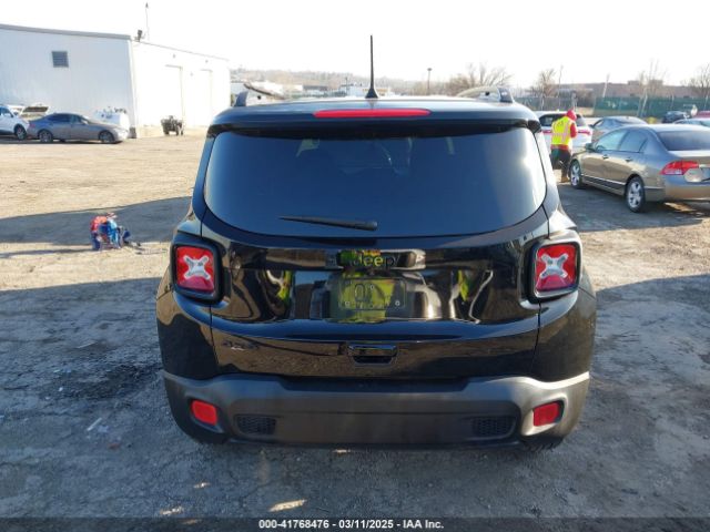ZACCJBAB8JPH72828 Jeep Renegade Upland Edition 4x4