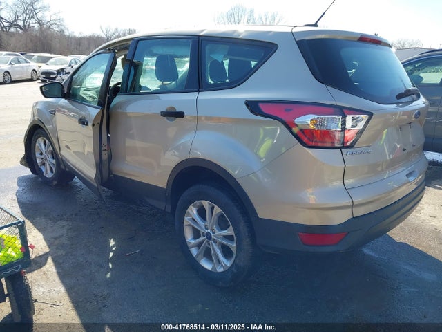 1FMCU0F77JUA23013 Ford ESCAPE S