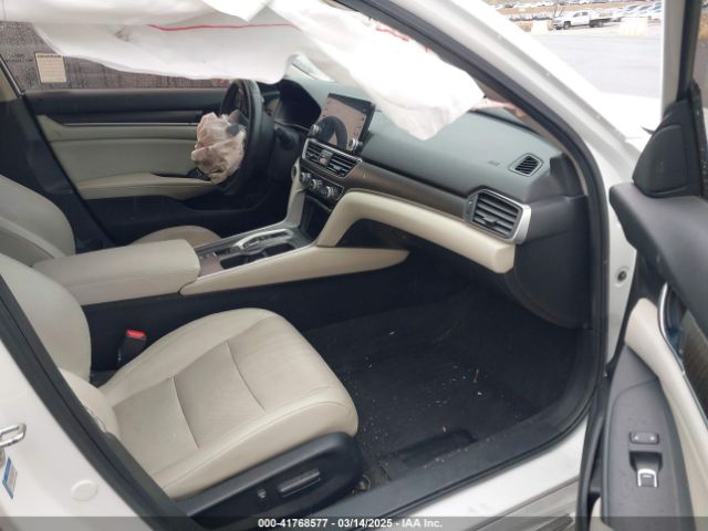 1HGCV2F91JA006726 Honda Accord Touring 2.0t