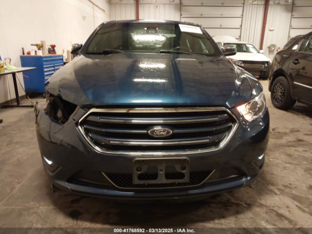 1FAHP2F82HG109592 Ford Taurus Limited