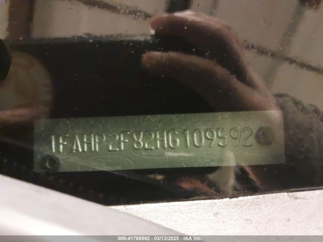 1FAHP2F82HG109592 Ford Taurus Limited