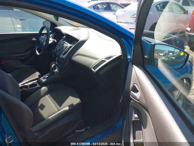 1FADP3F23EL269452 Ford FOCUS SE