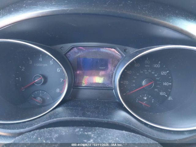 KNDMB5C11H6242656 KIA SEDONA LX