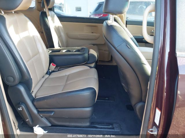 KNDMB5C11H6242656 KIA SEDONA LX
