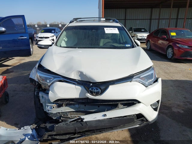 JTMYFREV4JJ196028 Toyota Rav4 Limited