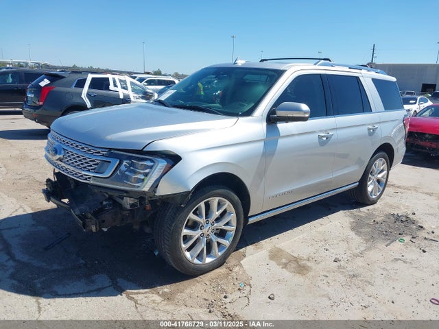 1FMJU1LT7JEA44453 Ford Expedition Platinum