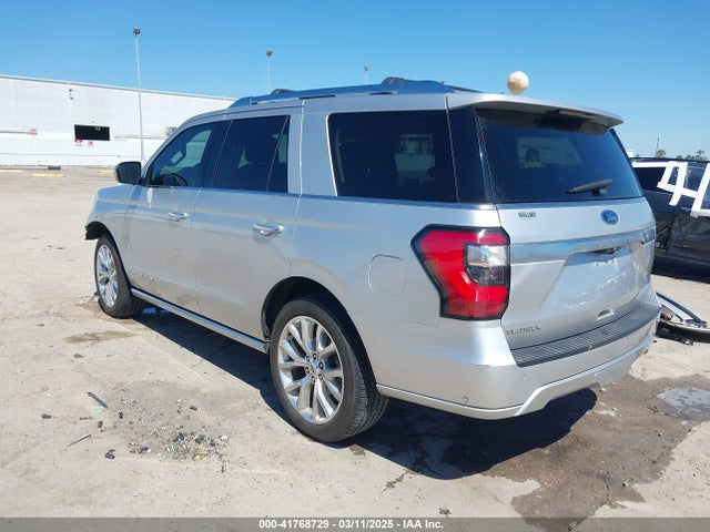 1FMJU1LT7JEA44453 Ford Expedition Platinum