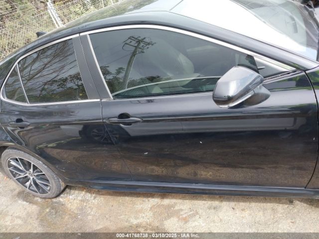 4T1G11AK6NU660671 Toyota CAMRY SE