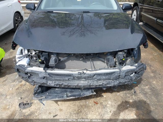 4T1G11AK6NU660671 Toyota CAMRY SE