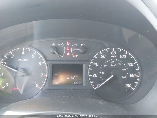 3N1AB7AP6HY305106 Nissan SENTRA S