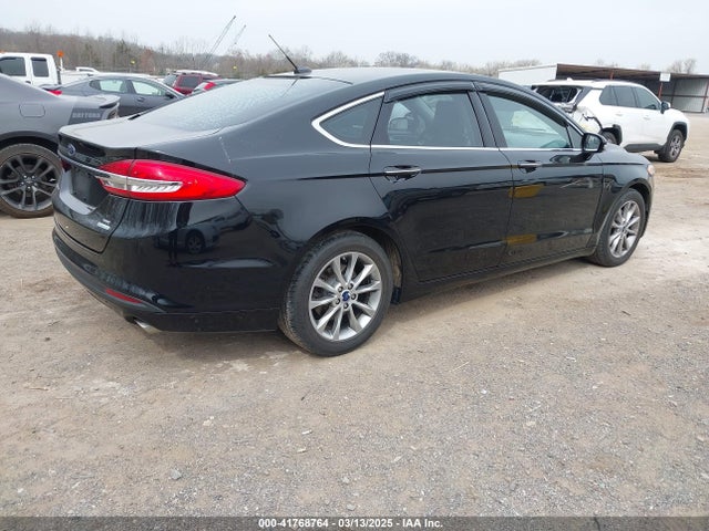 Ford FUSION SE 2017 3FA6P0HD5HR132220 Image 4