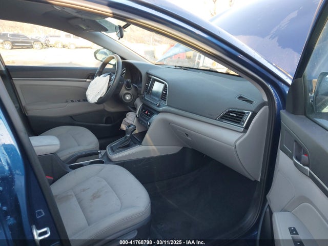 5NPD84LF6HH052054 Hyundai ELANTRA SE