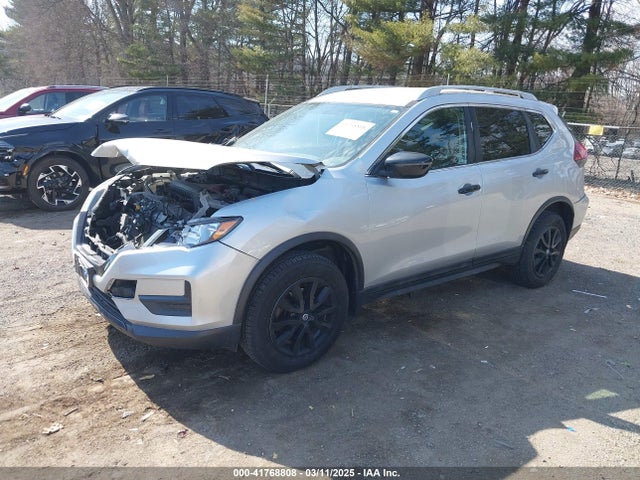 5N1AT2MV0JC770594 Nissan ROGUE SV