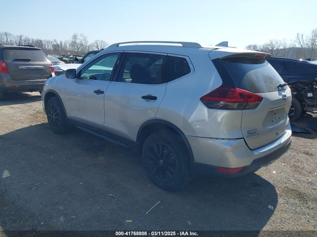 5N1AT2MV0JC770594 Nissan ROGUE SV