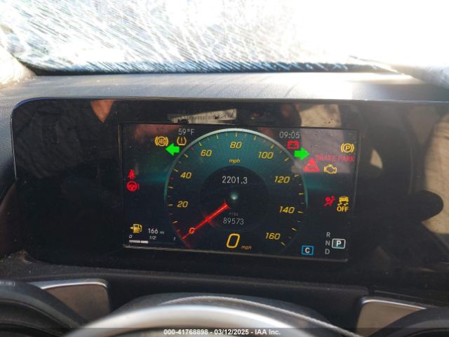 W1N4M4GB0LW033269 Mercedes-Benz GLB 250