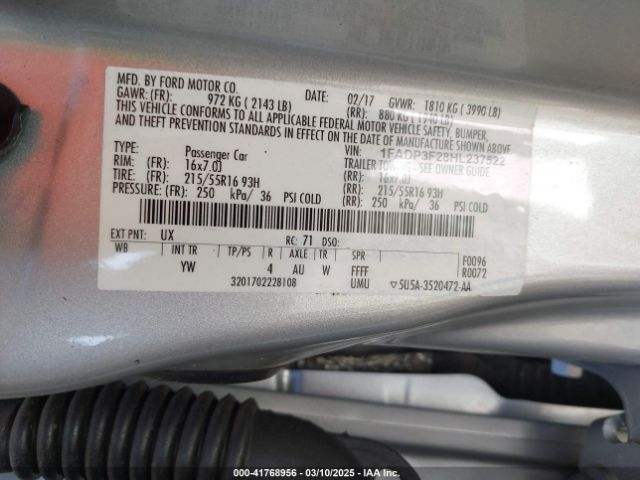 1FADP3F28HL237522 Ford FOCUS SE