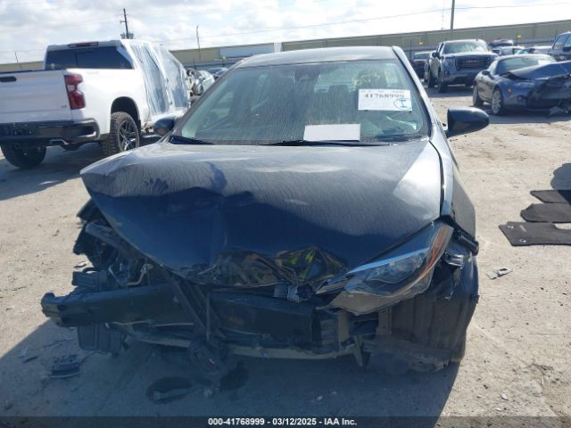 5YFBURHE0KP866033 Toyota COROLLA LE