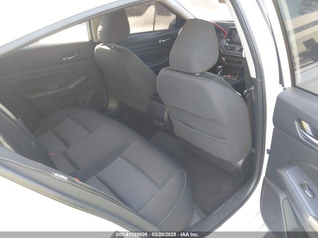 Nissan Altima 2.5 S 2019 1N4BL4BW7KC156505 Image 8