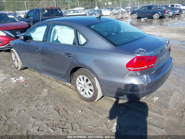 1VWAT7A31EC107462 Volkswagen Passat 1.8t Wolfsburg Edition