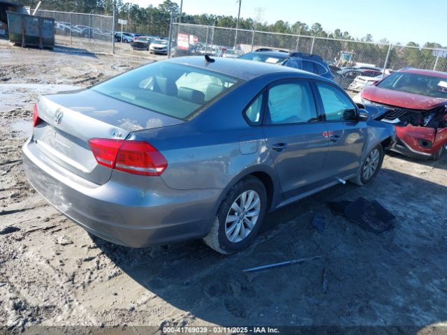 1VWAT7A31EC107462 Volkswagen Passat 1.8t Wolfsburg Edition
