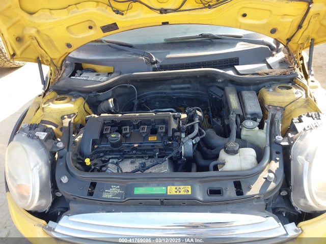 2008 MINI COOPER WMWMF33528TT60807 Photo 9