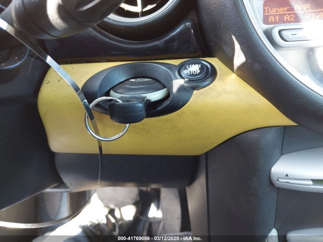 2008 MINI COOPER WMWMF33528TT60807 Photo 10