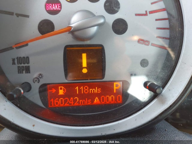 2008 MINI COOPER WMWMF33528TT60807 Photo 6