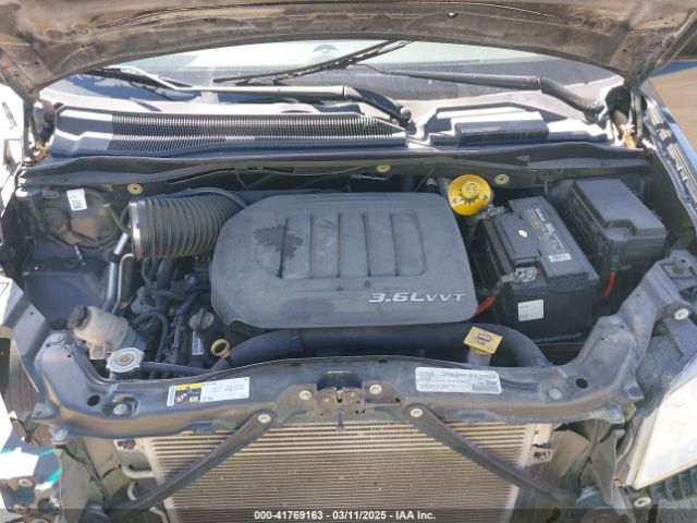 2C4RDGCG0GR387856 Dodge Grand Caravan Sxt