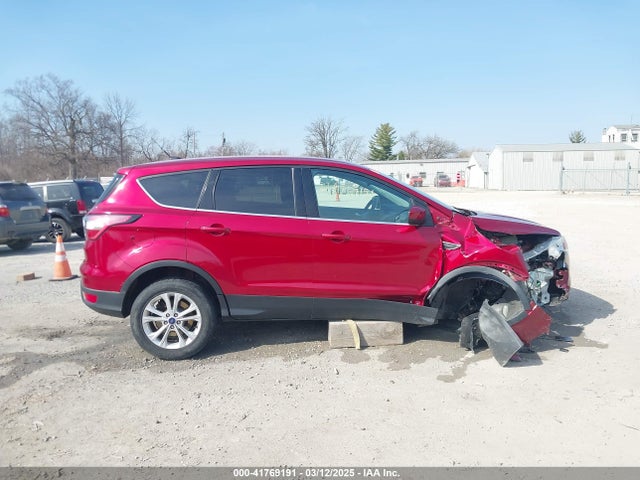Ford ESCAPE SE 2017 1FMCU9GD2HUB58323 Image 12