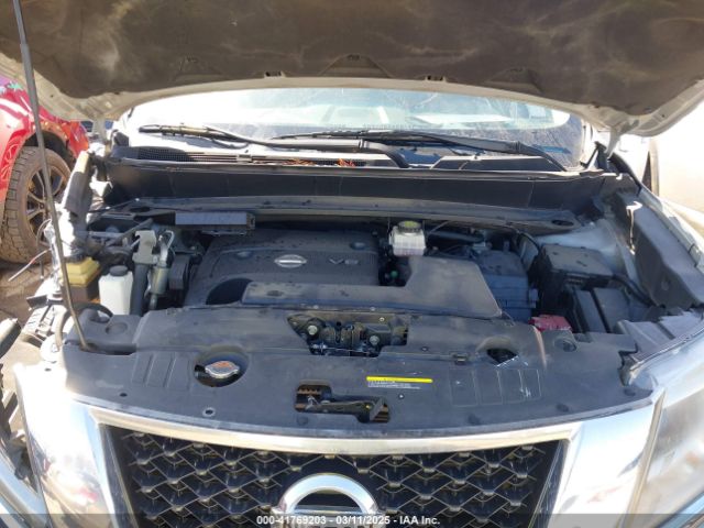 5N1AR2MN1FC682255 Nissan Pathfinder S