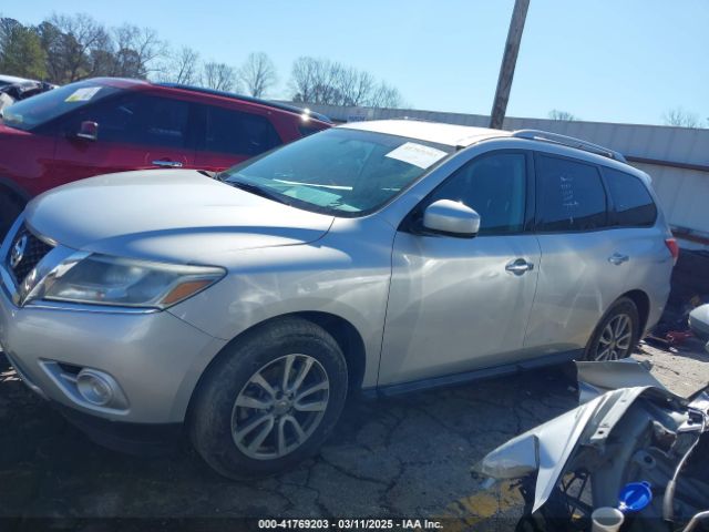 5N1AR2MN1FC682255 Nissan Pathfinder S