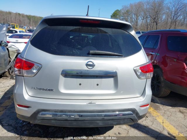 5N1AR2MN1FC682255 Nissan Pathfinder S