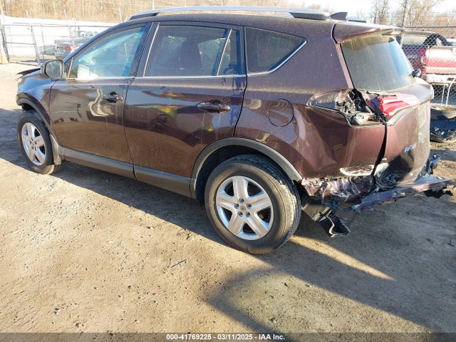2T3BFREVXGW464225 Toyota RAV4 LE
