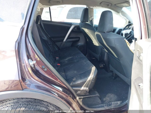 2T3BFREVXGW464225 Toyota RAV4 LE