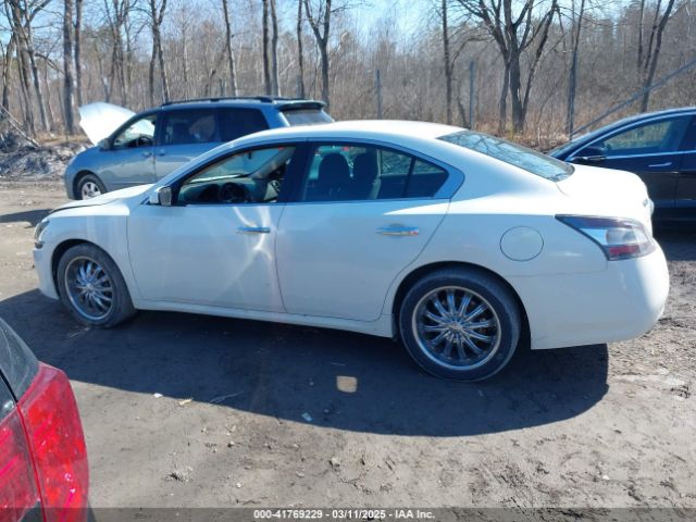 1N4AA5AP4EC440390 Nissan Maxima 3.5 S