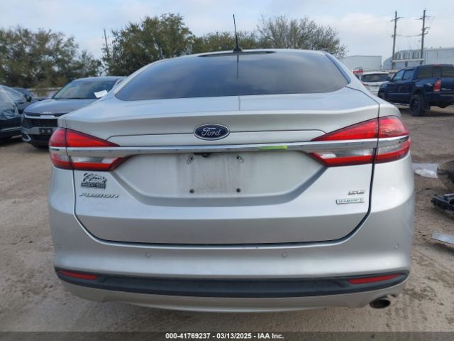 3FA6P0HD8HR241738 Ford FUSION SE