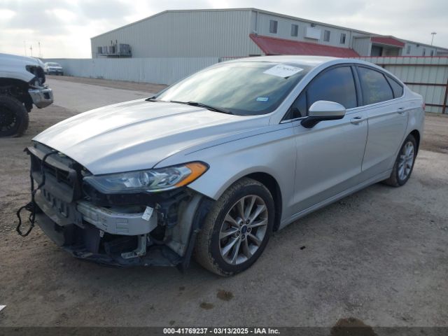 3FA6P0HD8HR241738 Ford FUSION SE