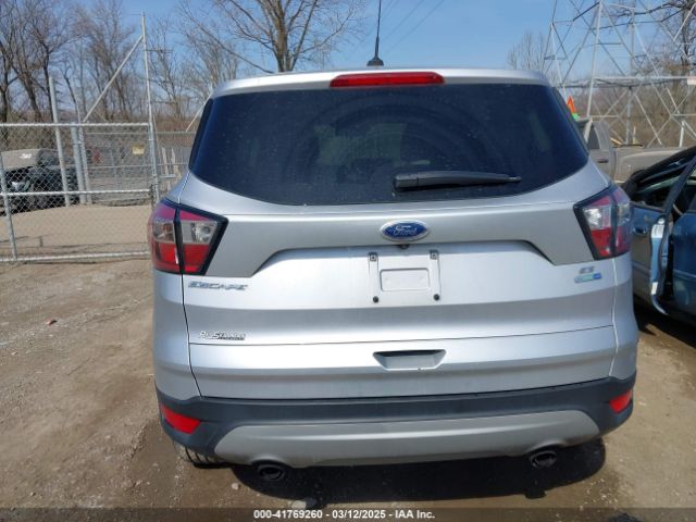 1FMCU9GD9HUC08067 Ford ESCAPE SE